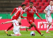 开云体育在线-包含莱比锡红牛主场大胜，德甲积分榜持续攀升的词条