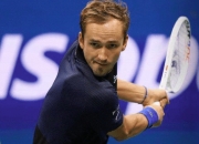 开云足球直播-拉沃尔杯鏖战美网，梅德韦杰夫惊艳四座的简单介绍