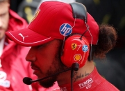 开云官网-红牛车队完胜红牛二队，汉密尔顿状态火热的简单介绍