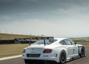 开云官方app入口-当辽宁铁骑击溃骑士，锡安在NBA季后赛接管比赛，体育精神的唯一性绽放