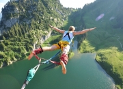 开云体育平台APP-绿茵双城记，姆巴佩的独舞与贝蒂斯的铁幕—当个人英雄主义撞上团队铁壁