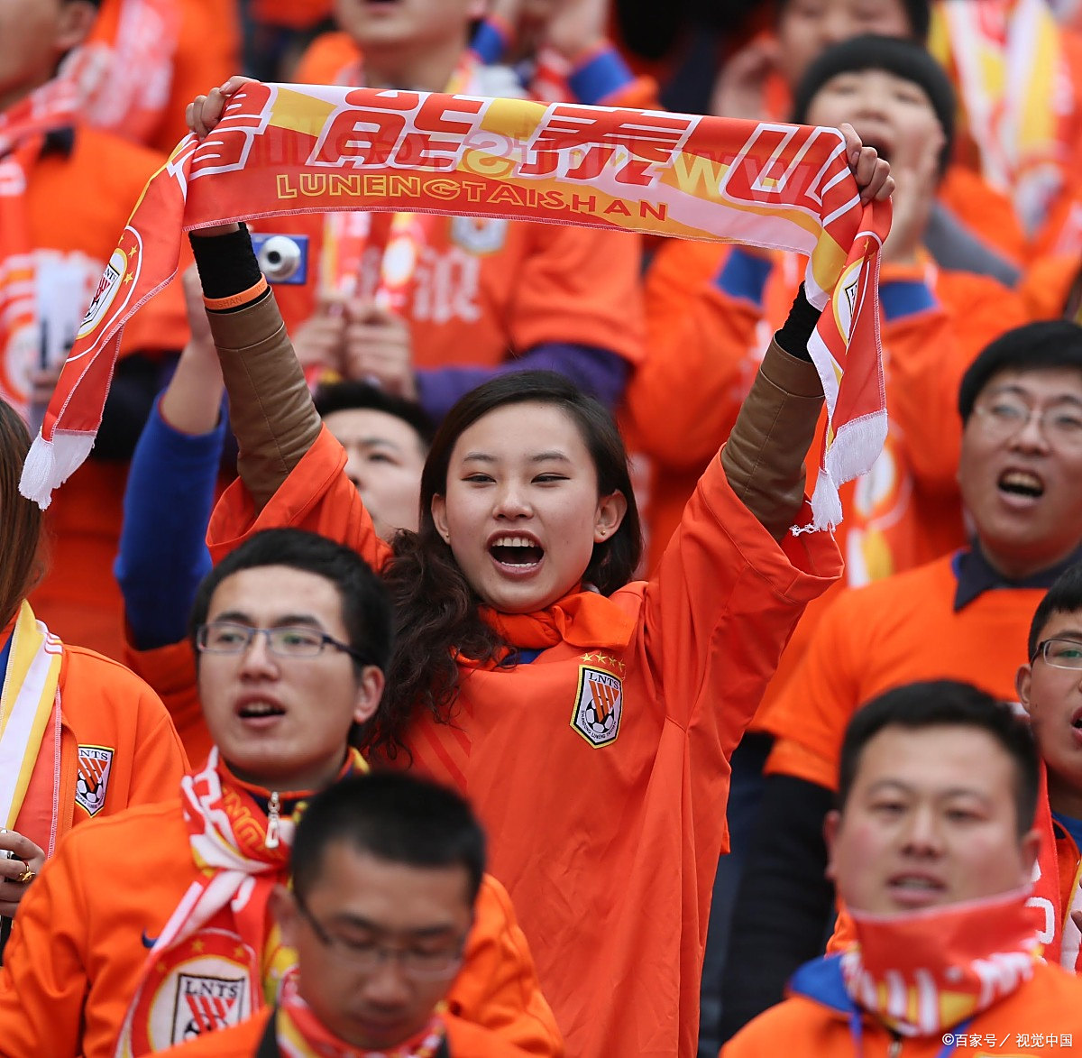 中国球员出色发挥，受赛场赞誉