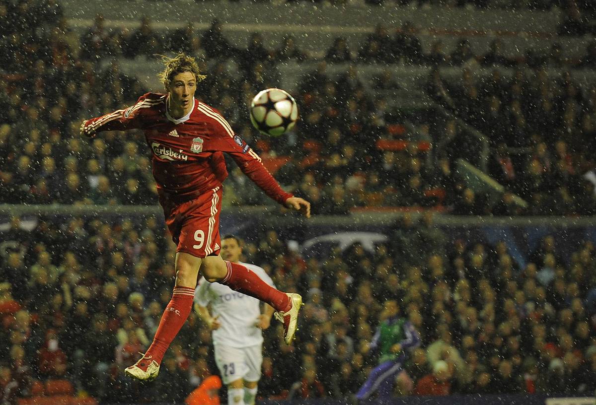 顶级对决展现，欧洲足球赛事竞技精神的简单介绍