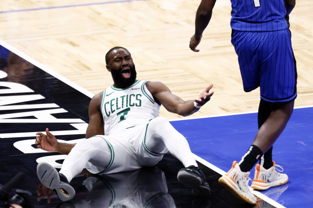 绿军惨遭森林狼逆袭，失去胜利机会