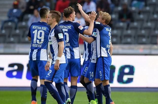 包含柏林赫塔主场失利，遭遇两连败的词条