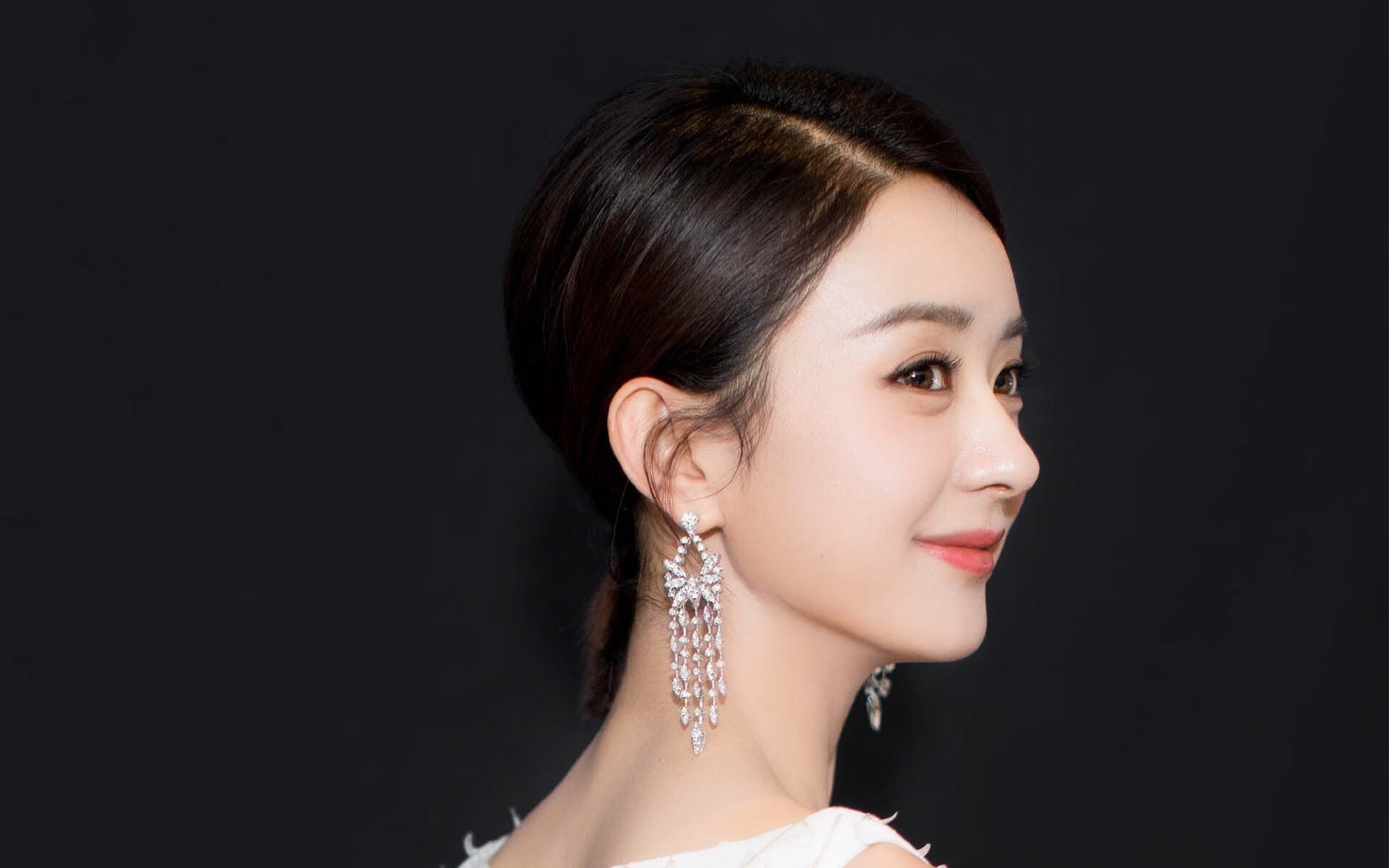 凯恩终场绝杀定乾坤，曼城力克拉齐奥上演逆转奇迹