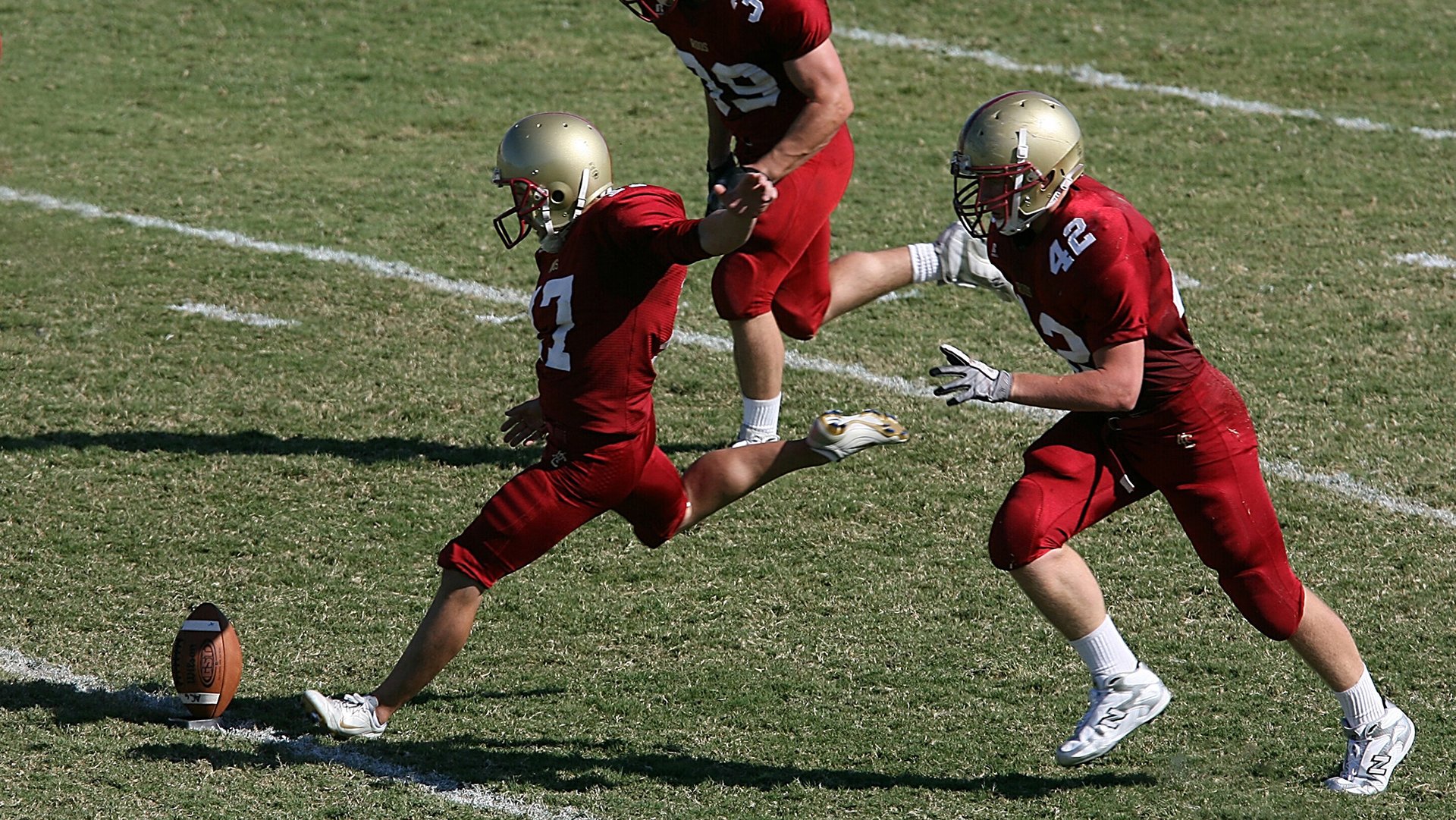 坎特关键战不手软！澳大利亚淘汰马德里竞技，改写足球版图的袋鼠奇迹