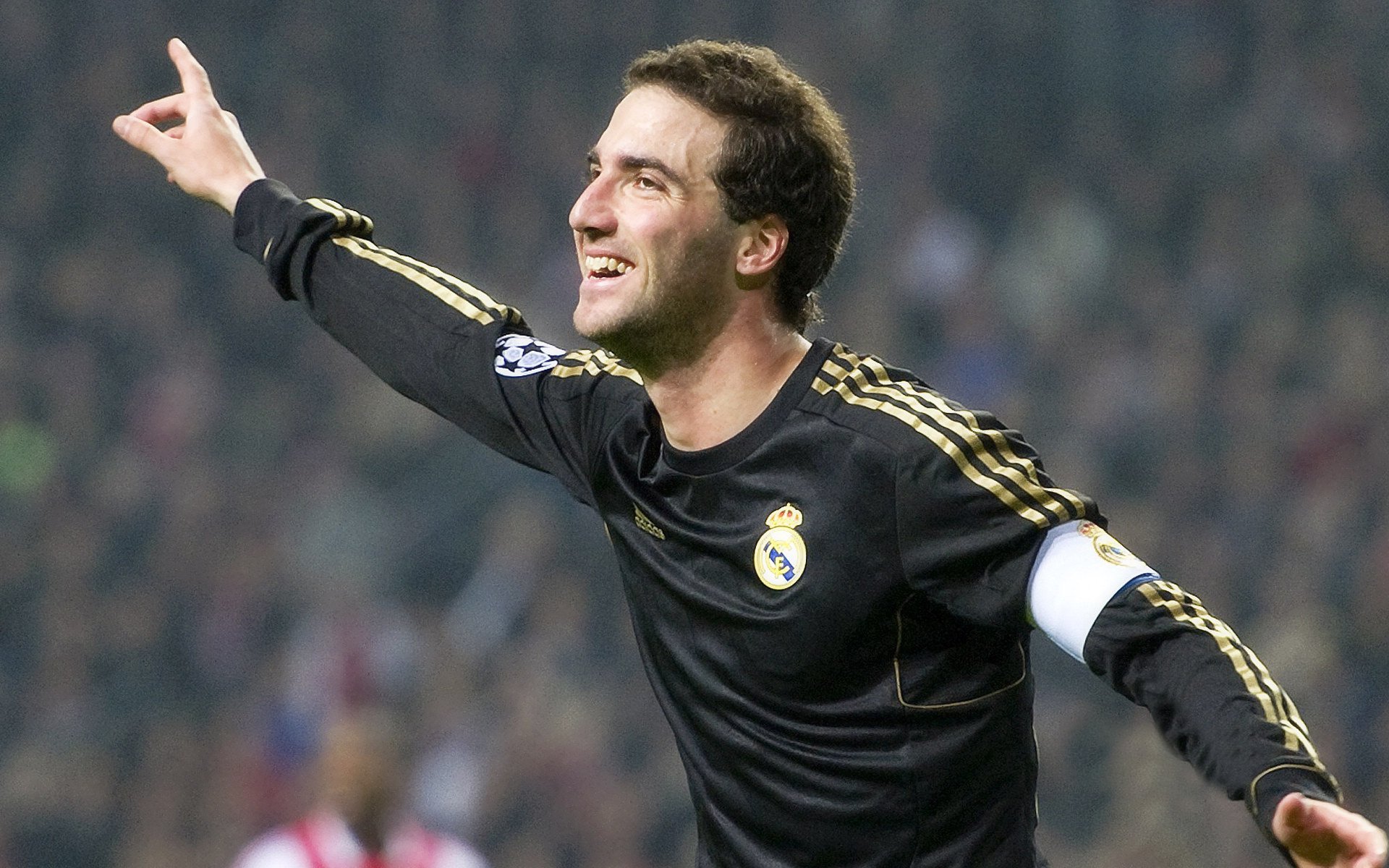 马丁内利一锤定音，尼斯力克阿根廷国家队背后的战术启示